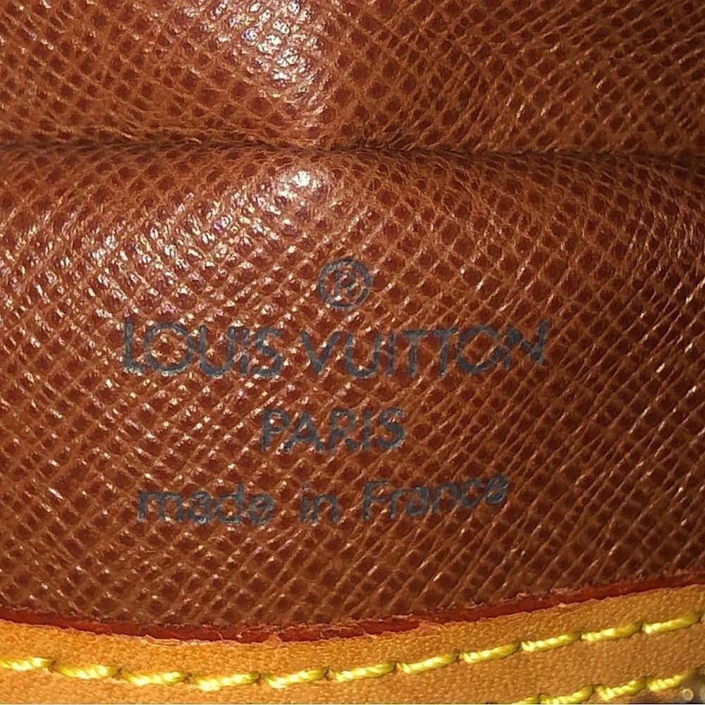 Auth LOUIS VUITTON BLOIS Monogram Crossbody Shoulder Bag w/ LV DUST BAG & COA - Picture 11 of 17